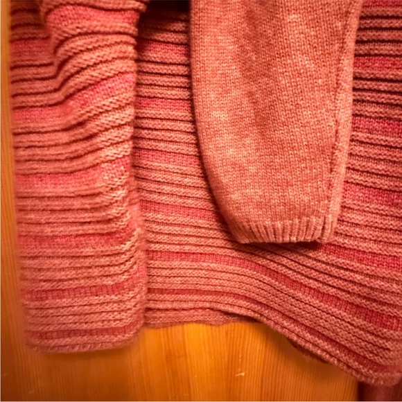 PRANA Phono Mauve Boxy Cropped Solid
Striped Sweater Boat neck Wool - Picture 7 of 8